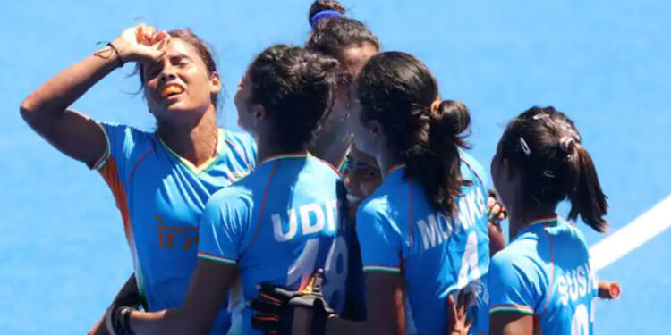 women hockey