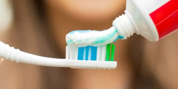 tooth paste