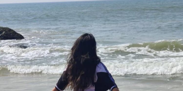 gold in beach sand-udupi-malpe-beach-gold-searching