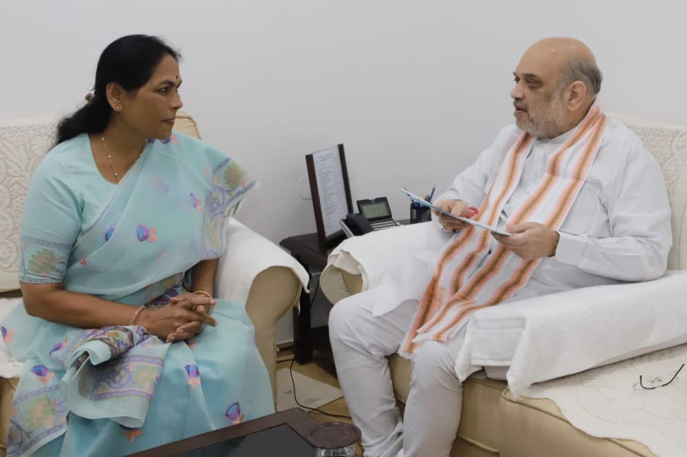 Amit shah after shobha karandlaje nalin-kumar-kateel-meet