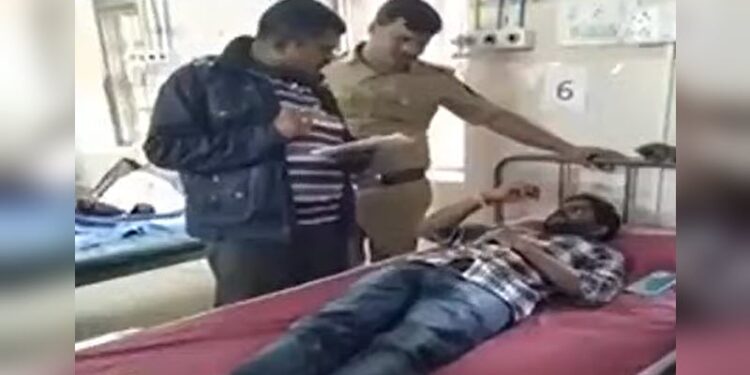 bhadravathi-bajrang-dal-worker-attacked