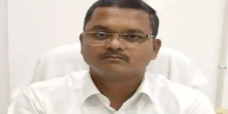 judge-subash-kumar-behari-found-dead-at-official-quarters-in-cuttack