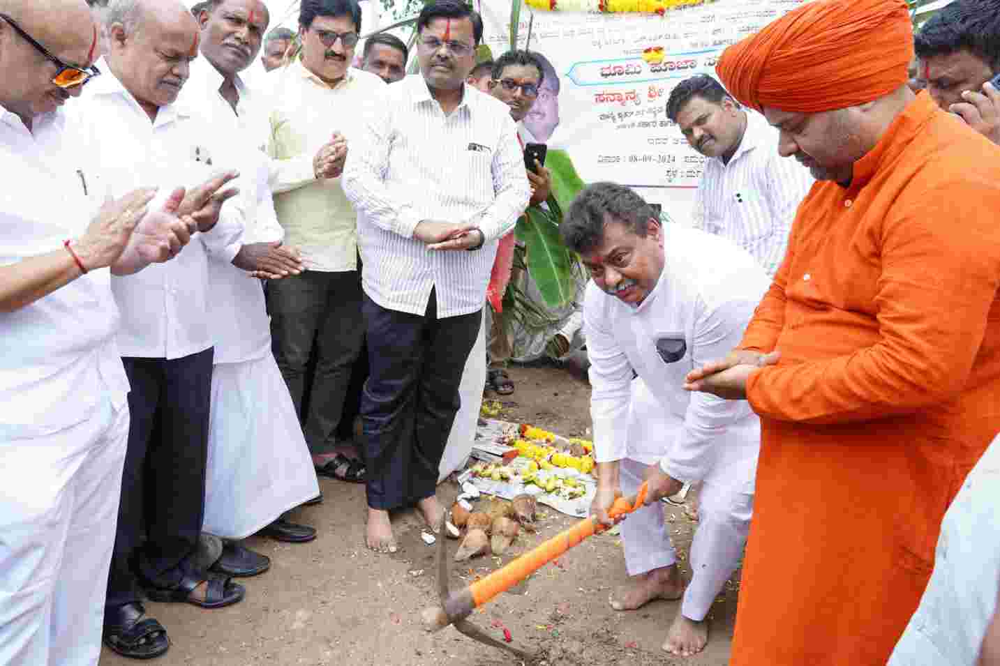 mb patil 01